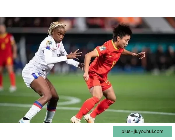 张琳艳英超女足赛场斩获留洋处子球中国玫瑰闪耀欧洲绿茵大新篇章